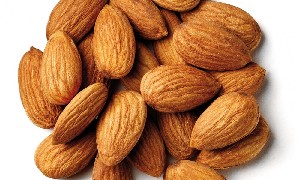 ALMENDRA CASCARA MARCONA 4.75 €/KG